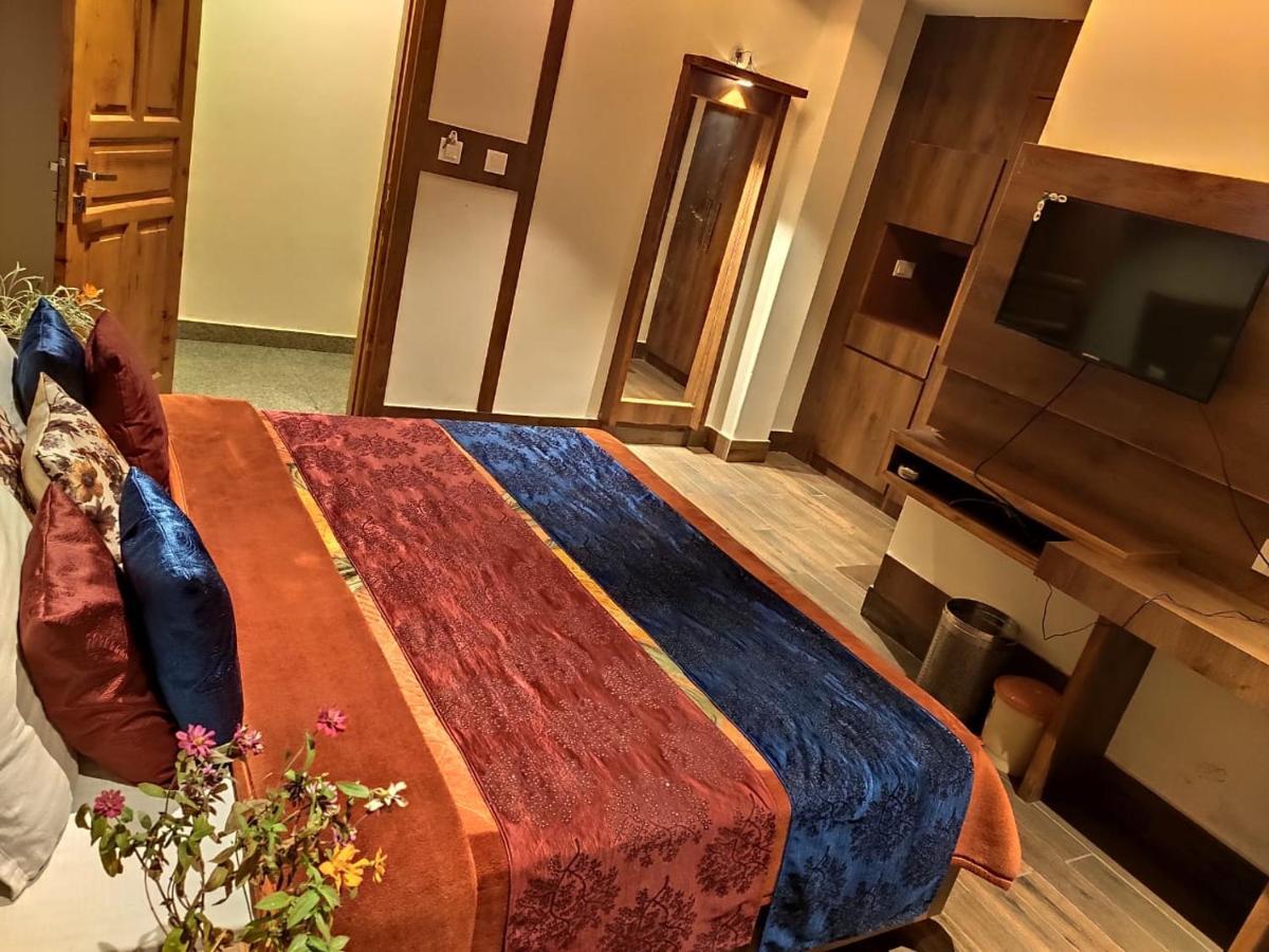 Apple Blossom Hotel มะนาลี ภายนอก รูปภาพ